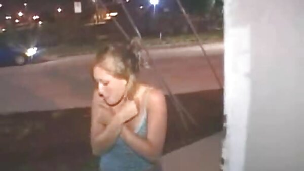 Hussy жад со лабава ебам дупки потребни два тврди курови во исто време